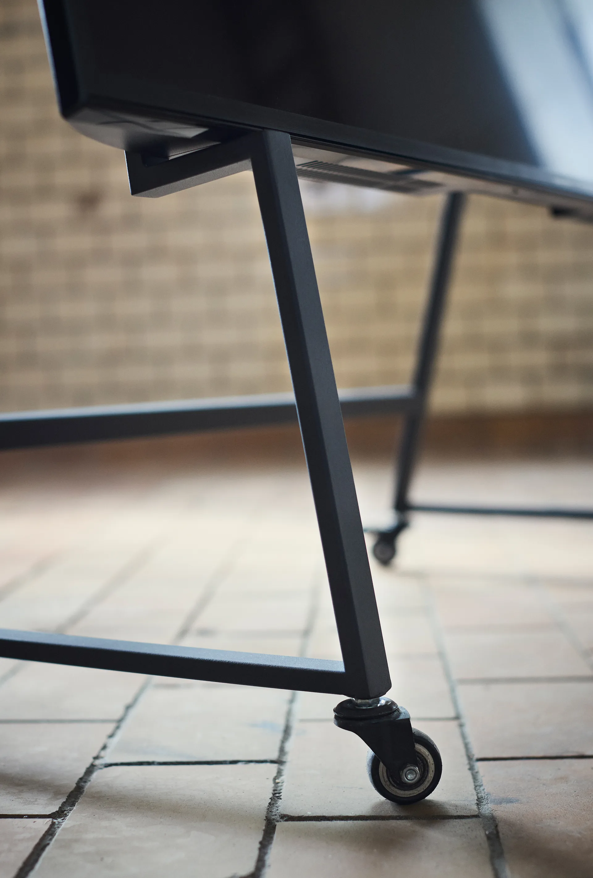 Soporte de TV Tenji, Black MUUBS