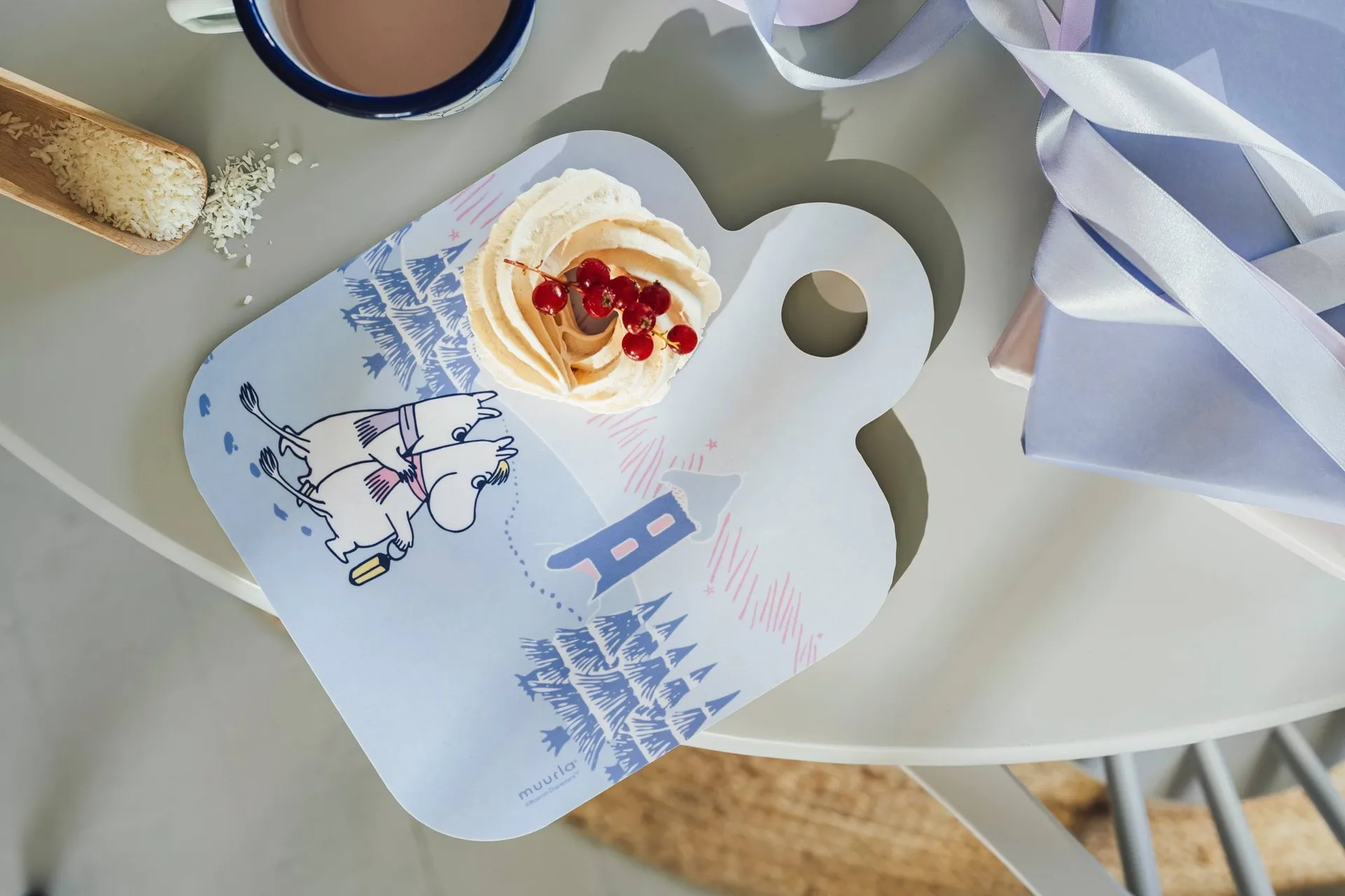 Bandeja Mumin Chop & Serve Frosty Day, 20x25 cm Muurla