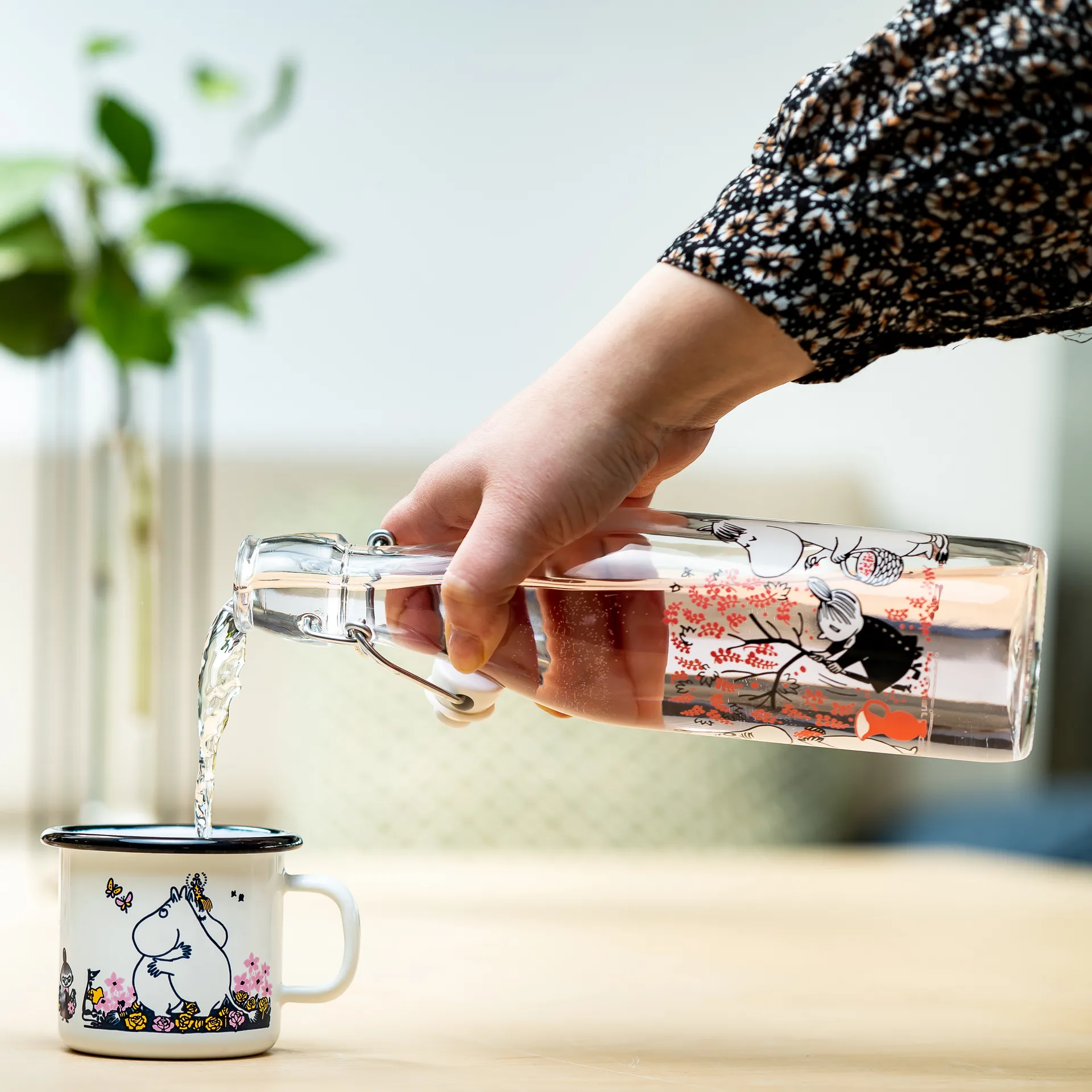 Botella de vidrio Mumin 0,5 l, Berries Muurla