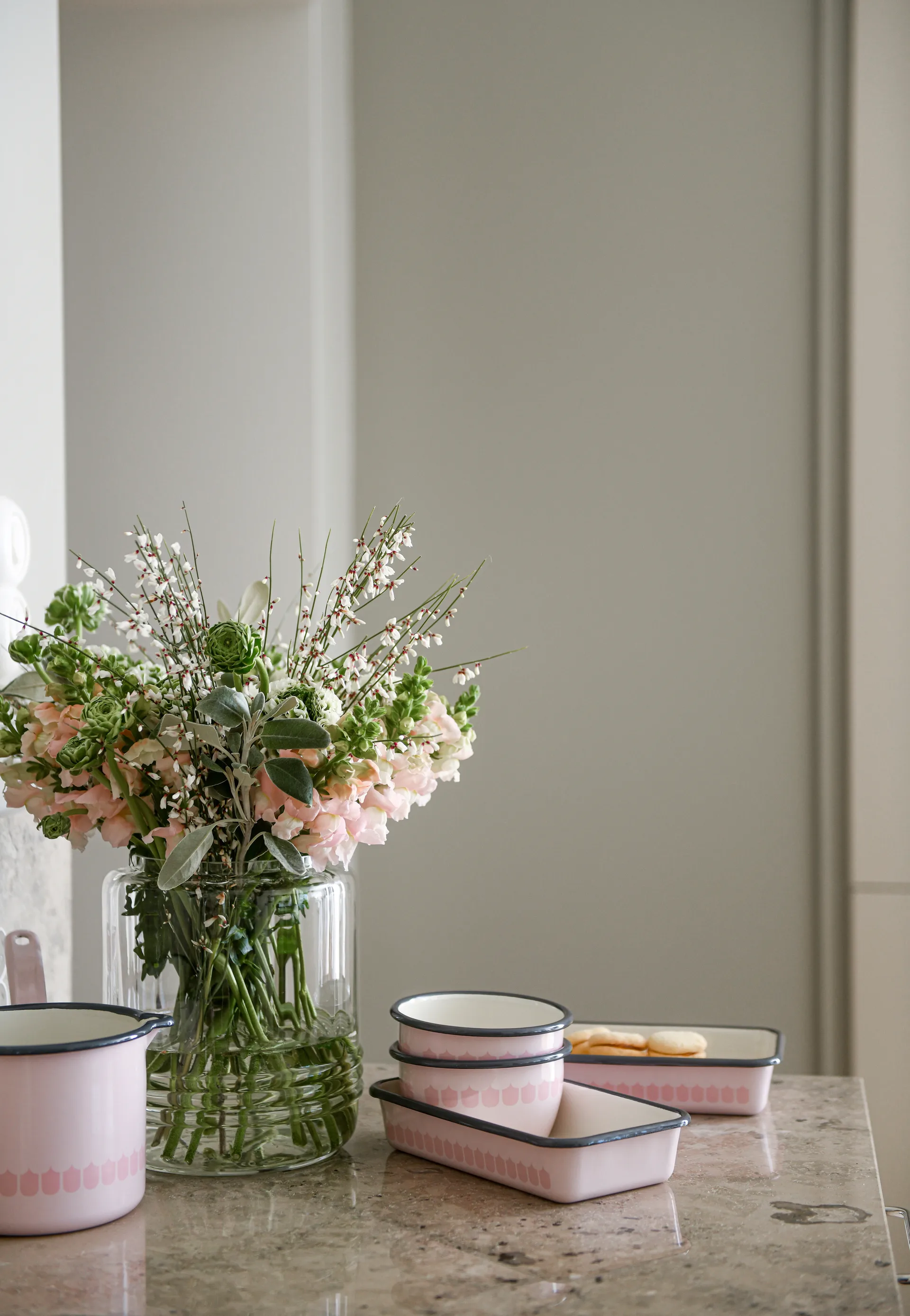 Cacerola esmaltada Vappu 1,9 L, Rosa Muurla