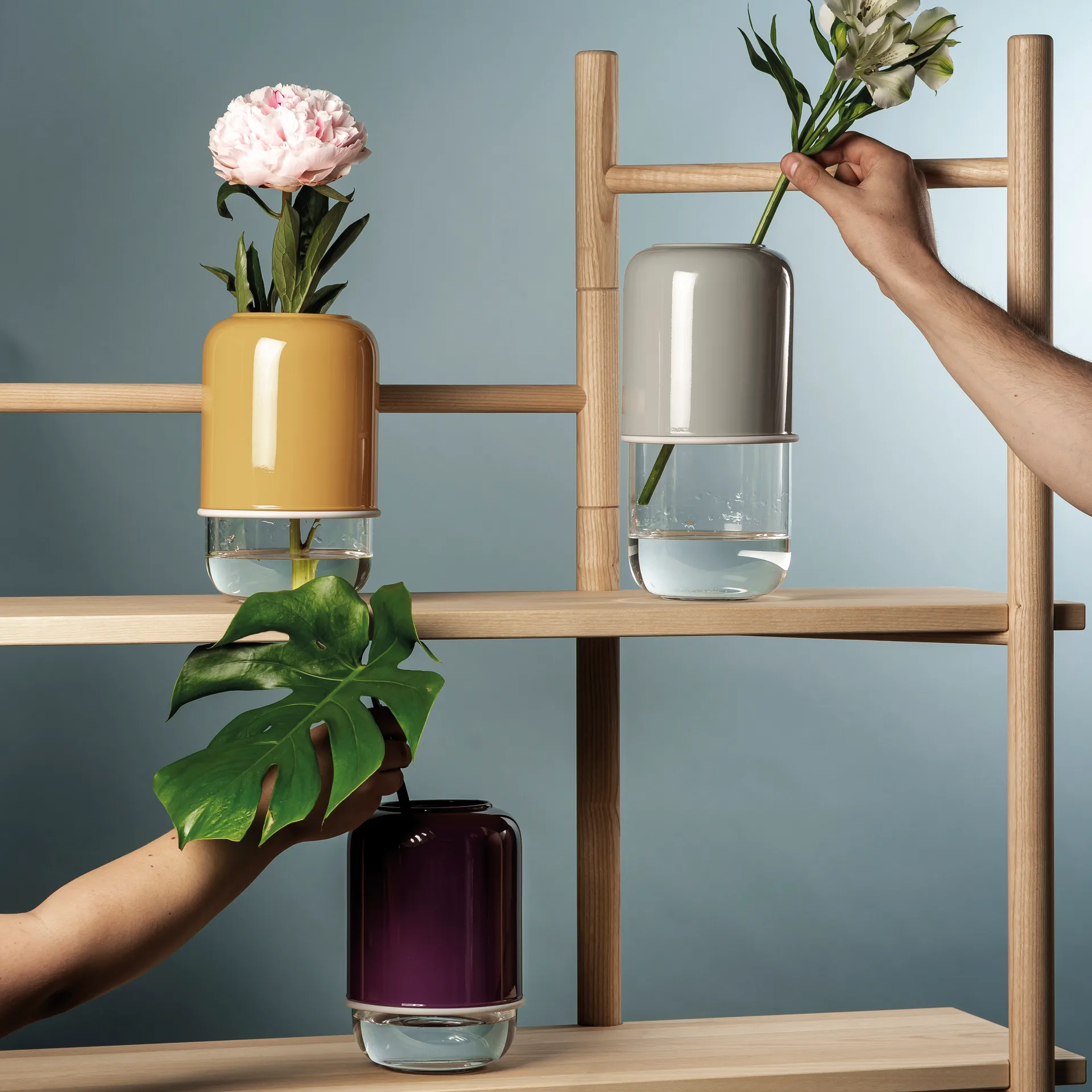 Jarrón Capsule ajustable 18-28 cm, amarillo-transparente Muurla