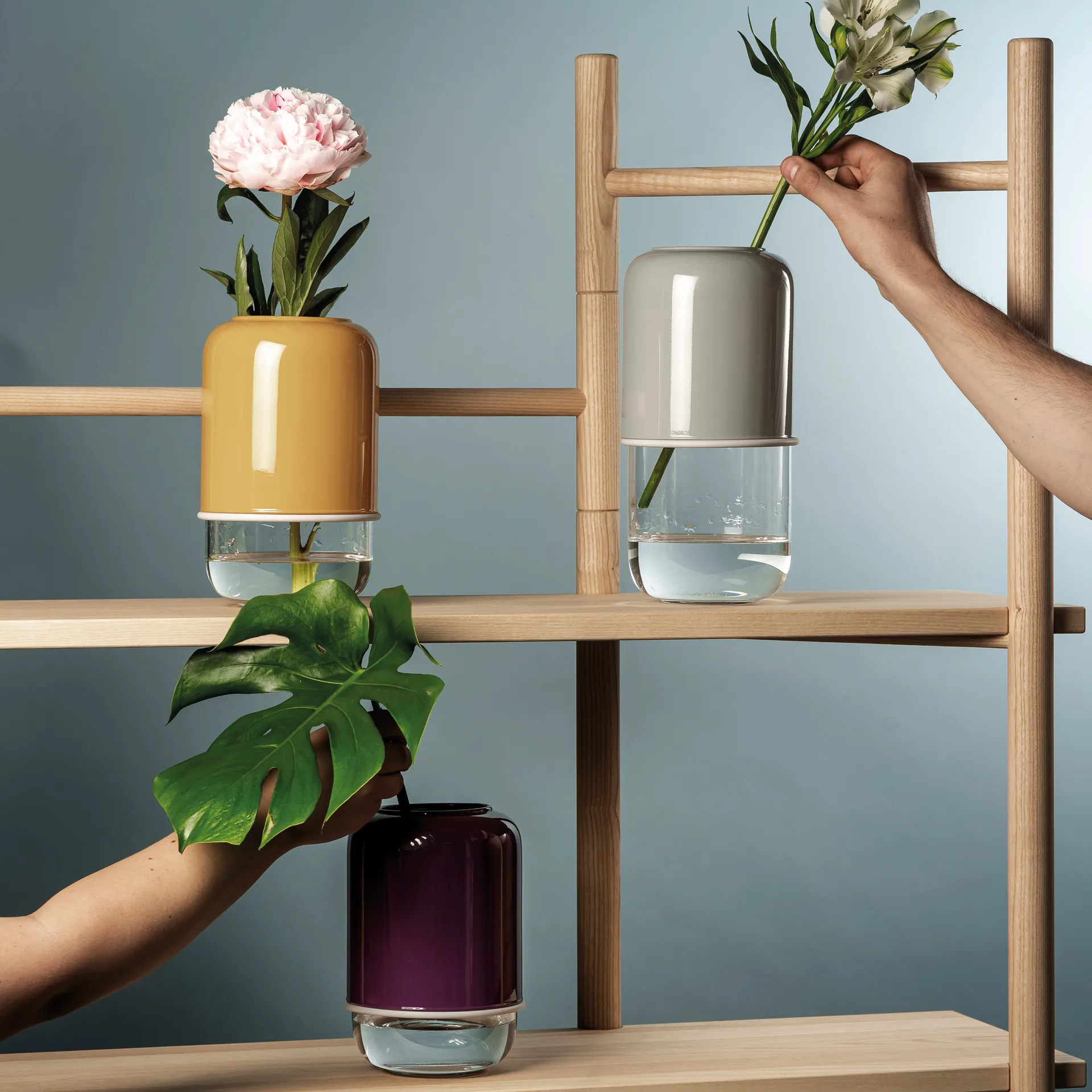 Jarrón Capsule ajustable 18-28 cm, Lila-transparente Muurla