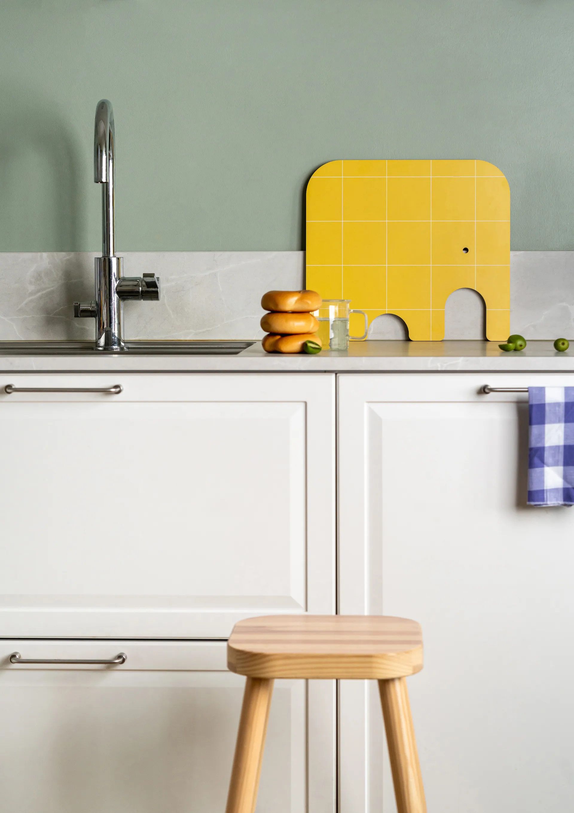 Tabla de cortar Elephant Chop & Serve L, Amarillo Muurla