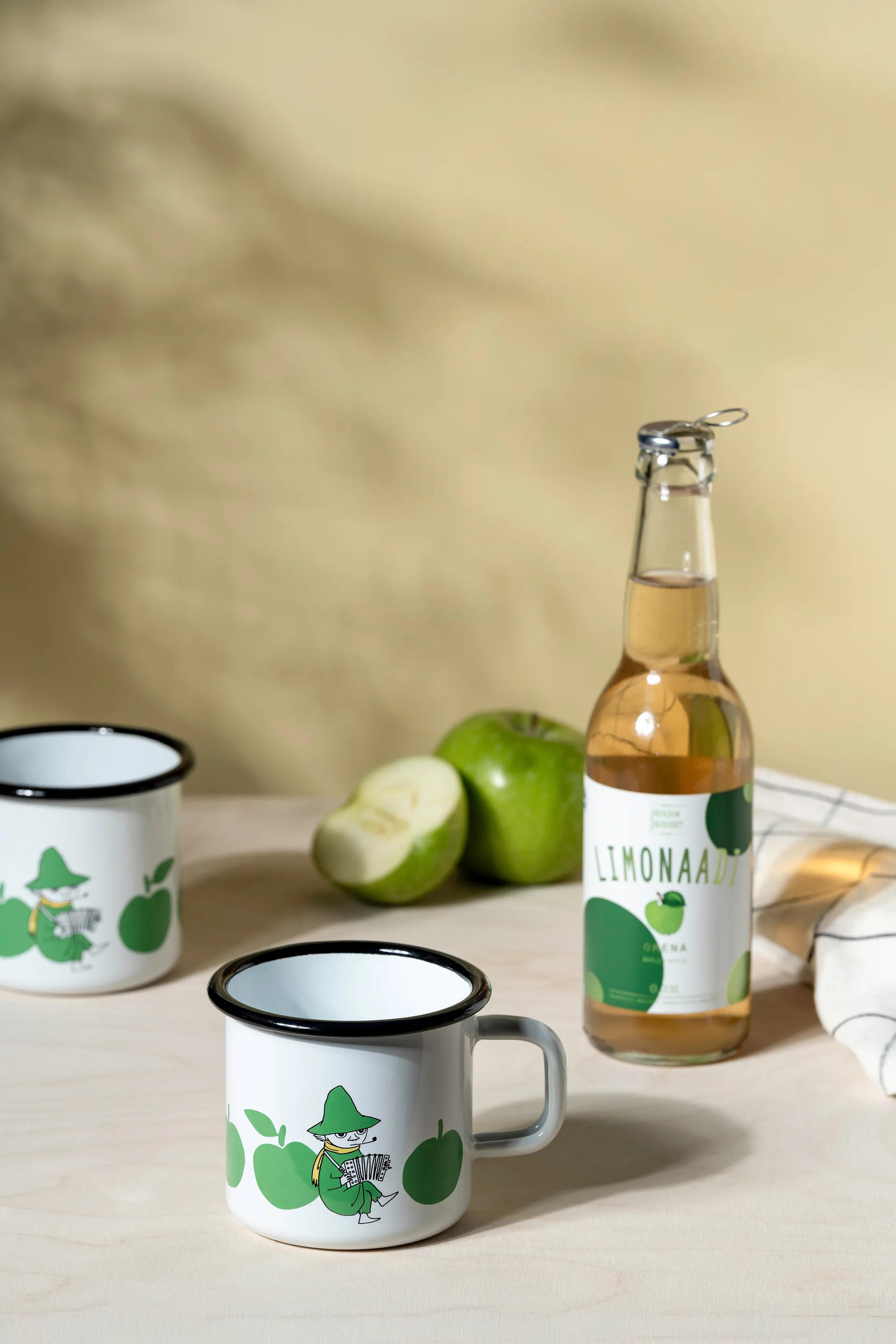 Taza esmaltada Moomin 37 cl, Manzanas Alegres Muurla