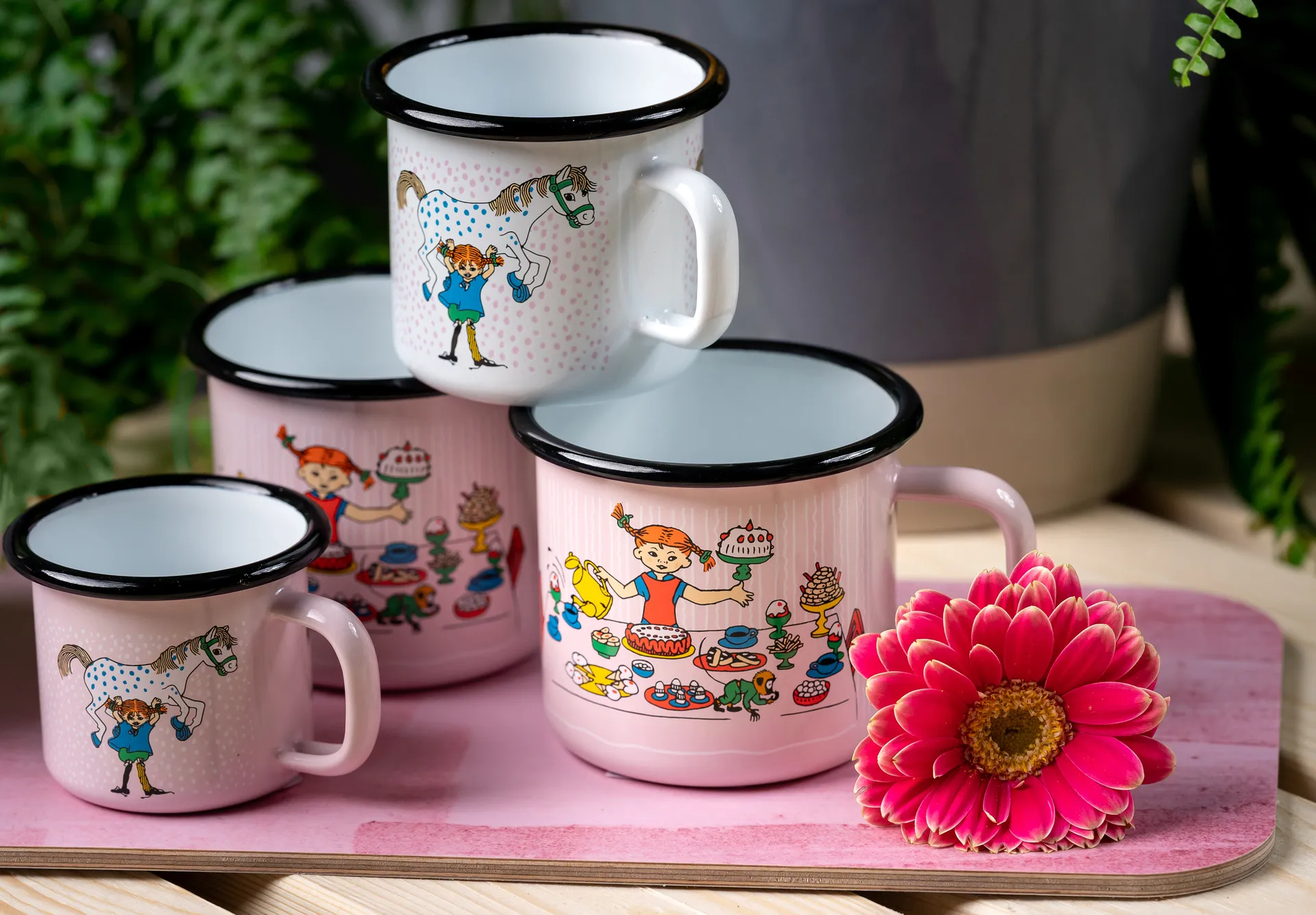 Taza esmaltada Pippi's birthday 3,7 dl, Pink Muurla