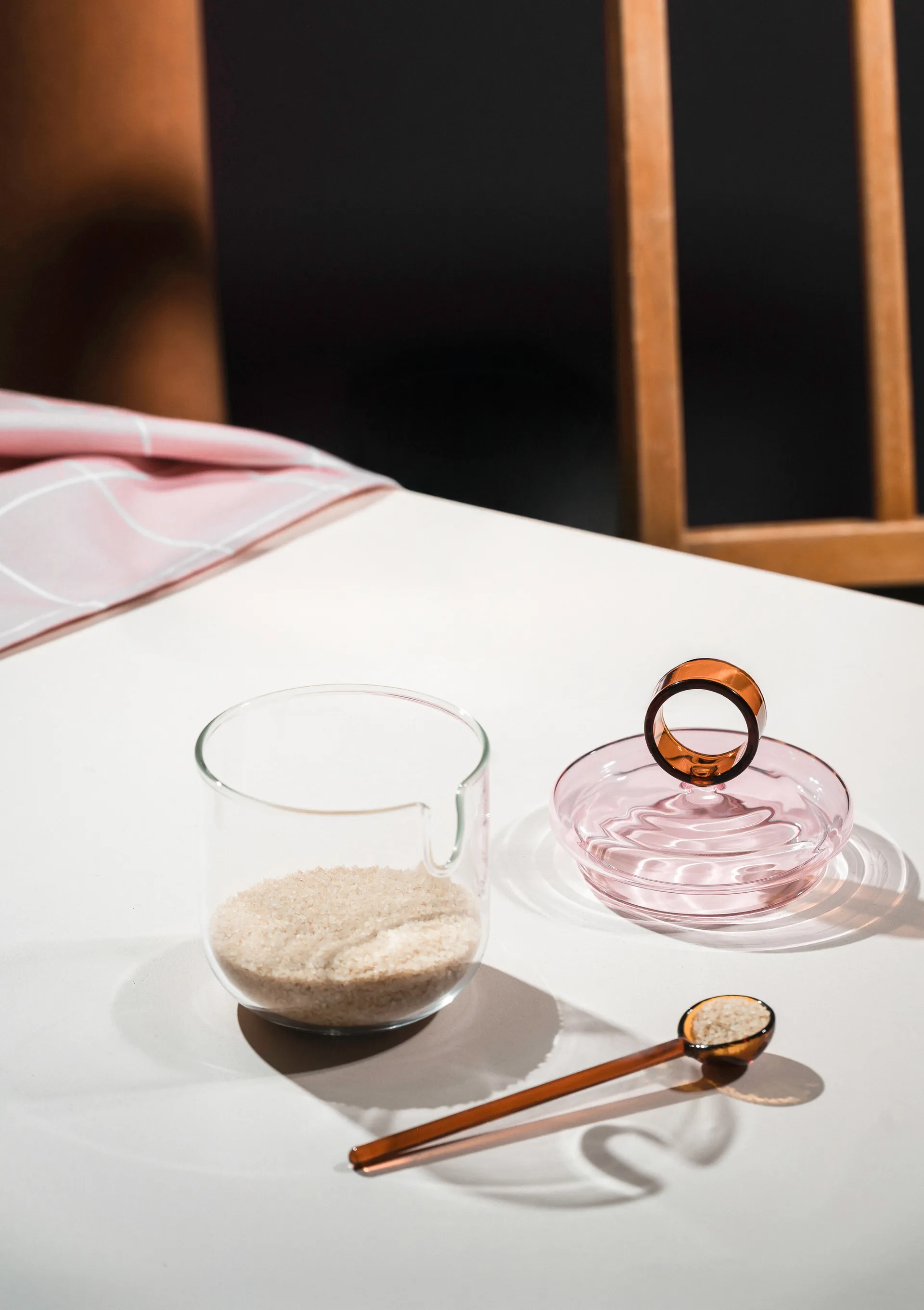 Tazón para azúcar con cuchara Loop Ø14 cm, Transparente-rosa-ámbar Muurla