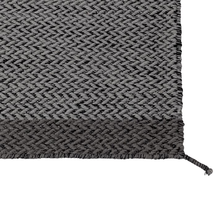 Alfombra de lana Ply 85x140 cm, gris oscuro Muuto