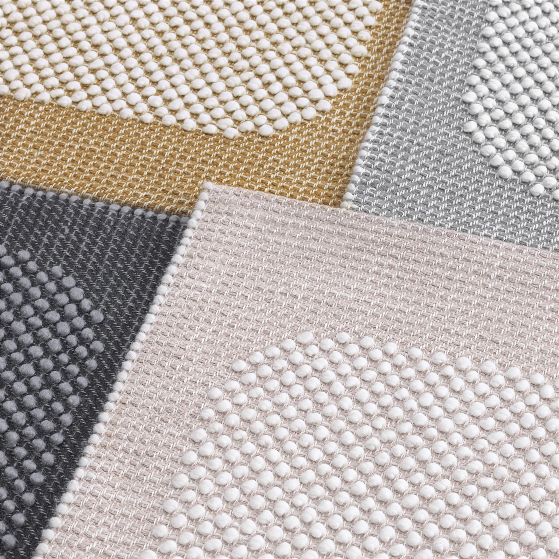 Alfombra Pebble 170x240 cm, Pale rose Muuto