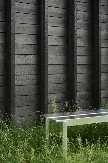 Banco de acero Linear steel bench 110 cm - Warm galvanized steel - Muuto