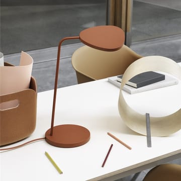 Flexo Leaf, blanco - Copper brown - Muuto
