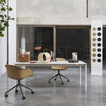 Flexo Leaf, blanco - Copper brown - Muuto