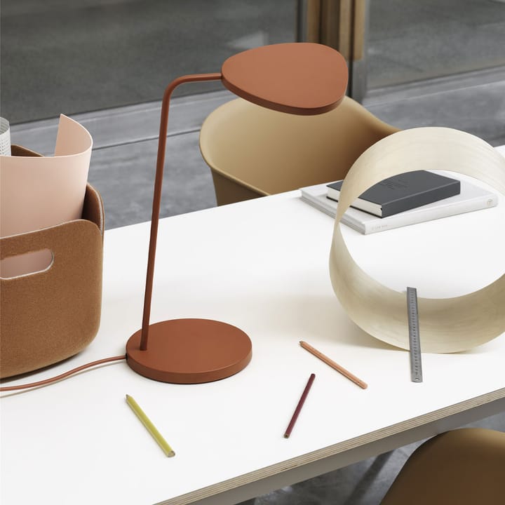 Flexo Leaf, blanco, Copper brown Muuto