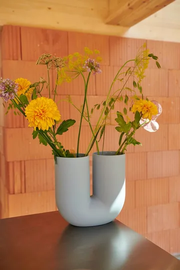 Florero Kink 26 cm - Azul claro - Muuto