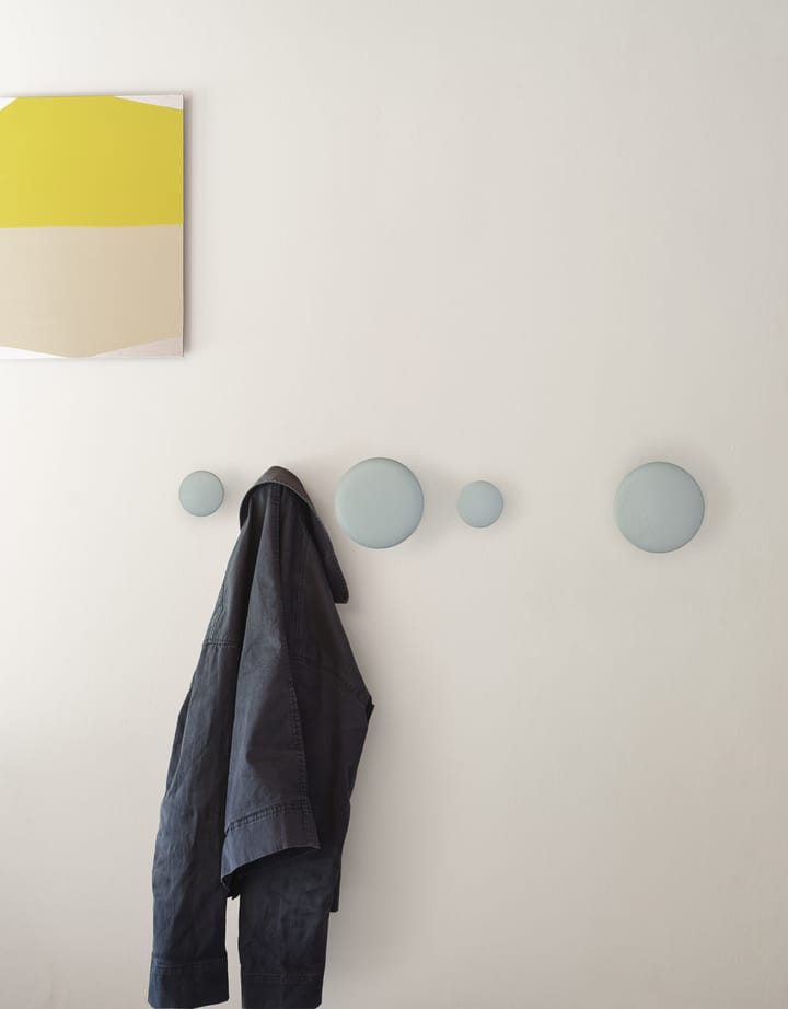 Gancho Dots wood sage green, Ø13 cm Muuto