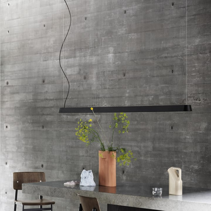 Lámpara colgante Linear, Black, 87,2 cm Muuto