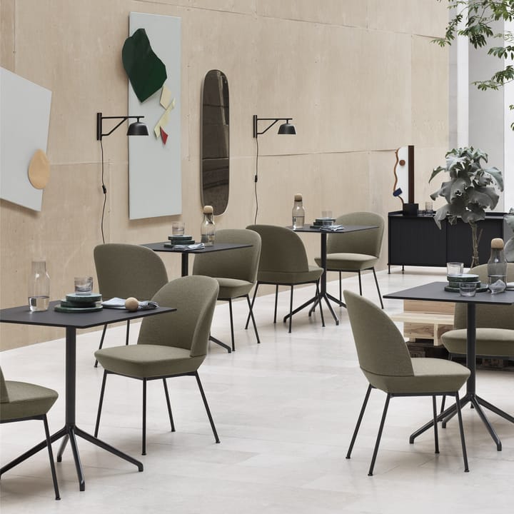 Lámpara de pared Ambit, negro Muuto