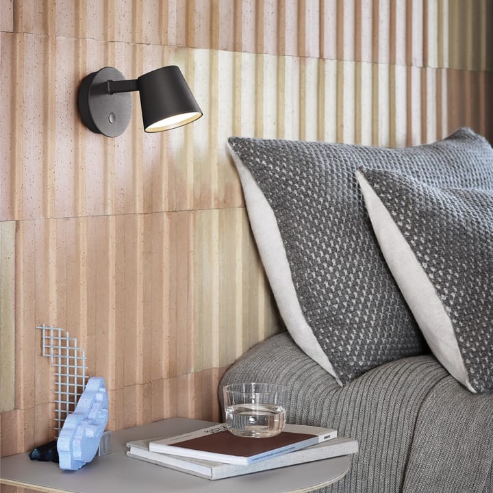 Lámpara de pared Tip, Black Muuto