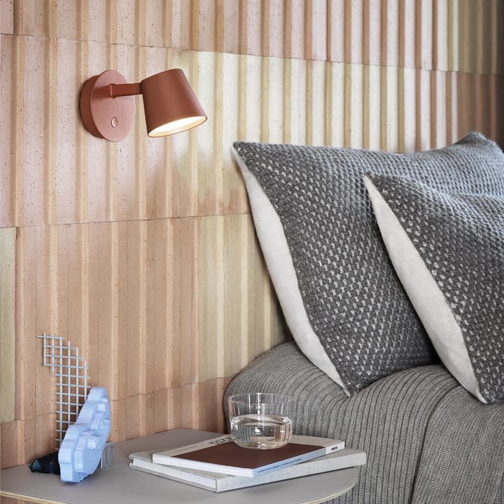 Lámpara de pared Tip, Copper brown Muuto