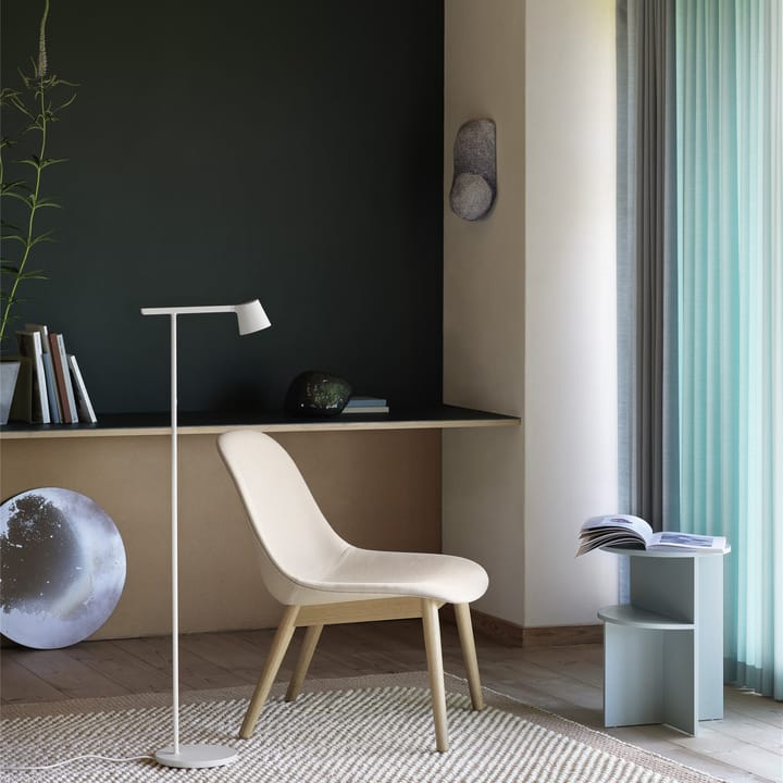 Lámpara de pie Tip, Grey Muuto