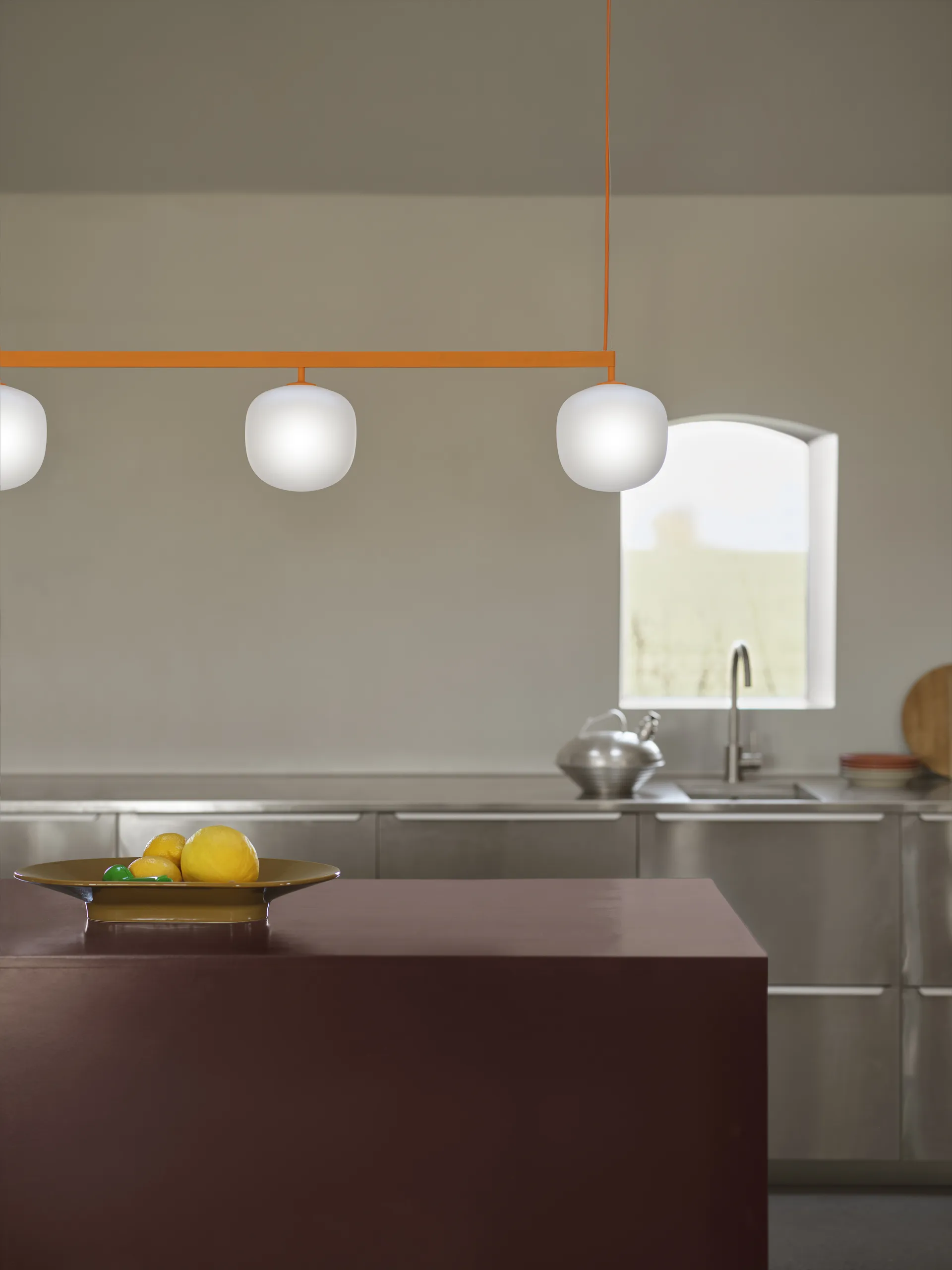 Lámpara de techo Rime Rail Lamp, Orange Muuto