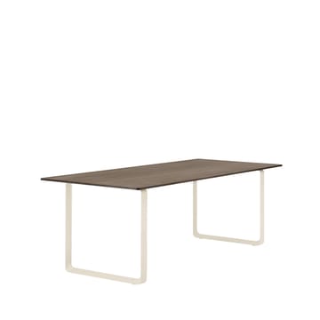 Mesa 70/70 225x90 cm - Solid humod oak-Sand - Muuto