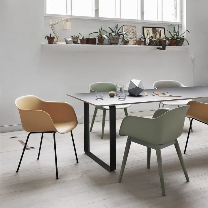 Mesa 70/70 255x108 cm, Solid humod oak-Grey Muuto