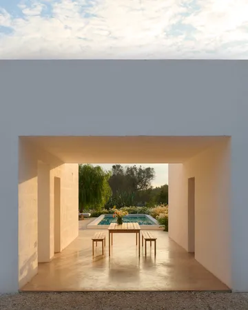 Mesa Assemble  - Teca, 220×92 cm - Muuto