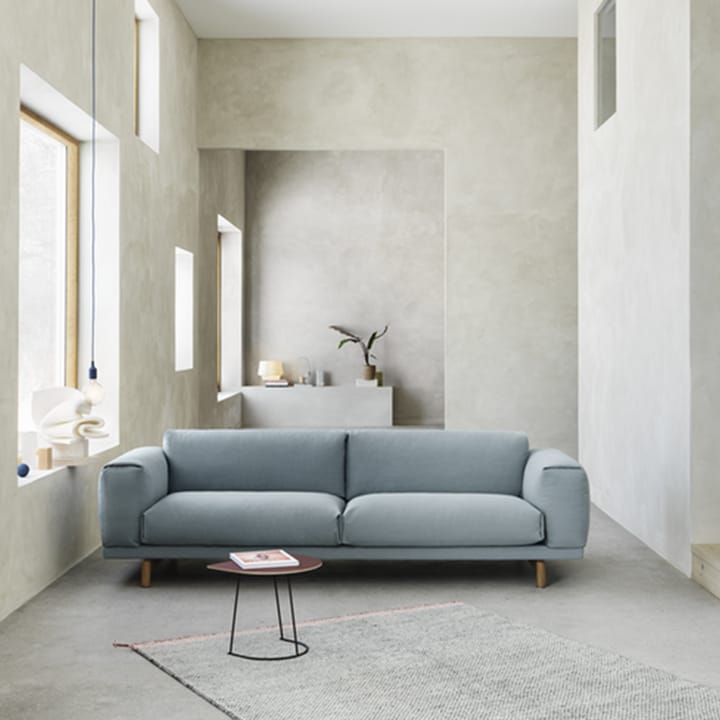Mesa auxiliar Airy half size , Plum nanolaminate Muuto