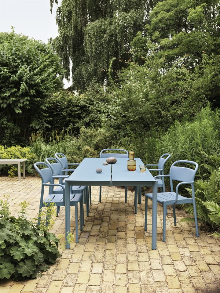Mesa de acero Linear steel table 200 cm, Pale blue Muuto