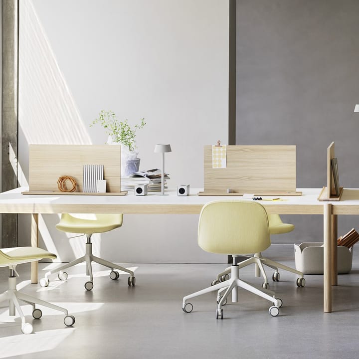 Pantalla Linear System, Oak 75 cm Muuto