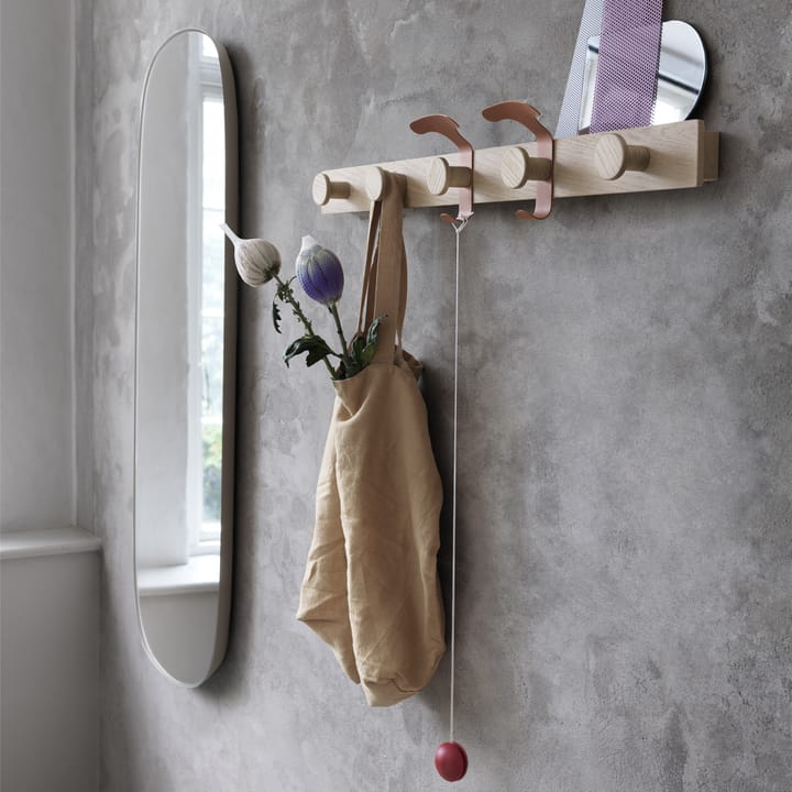 Perchero Avail, roble-marrón cobre Muuto