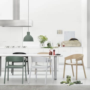 Silla con reposabrazos Cover - roble - Muuto