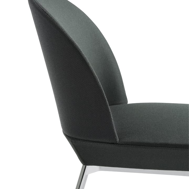 Silla de comedor Oslo patas cromadas, twill weave 990 Muuto