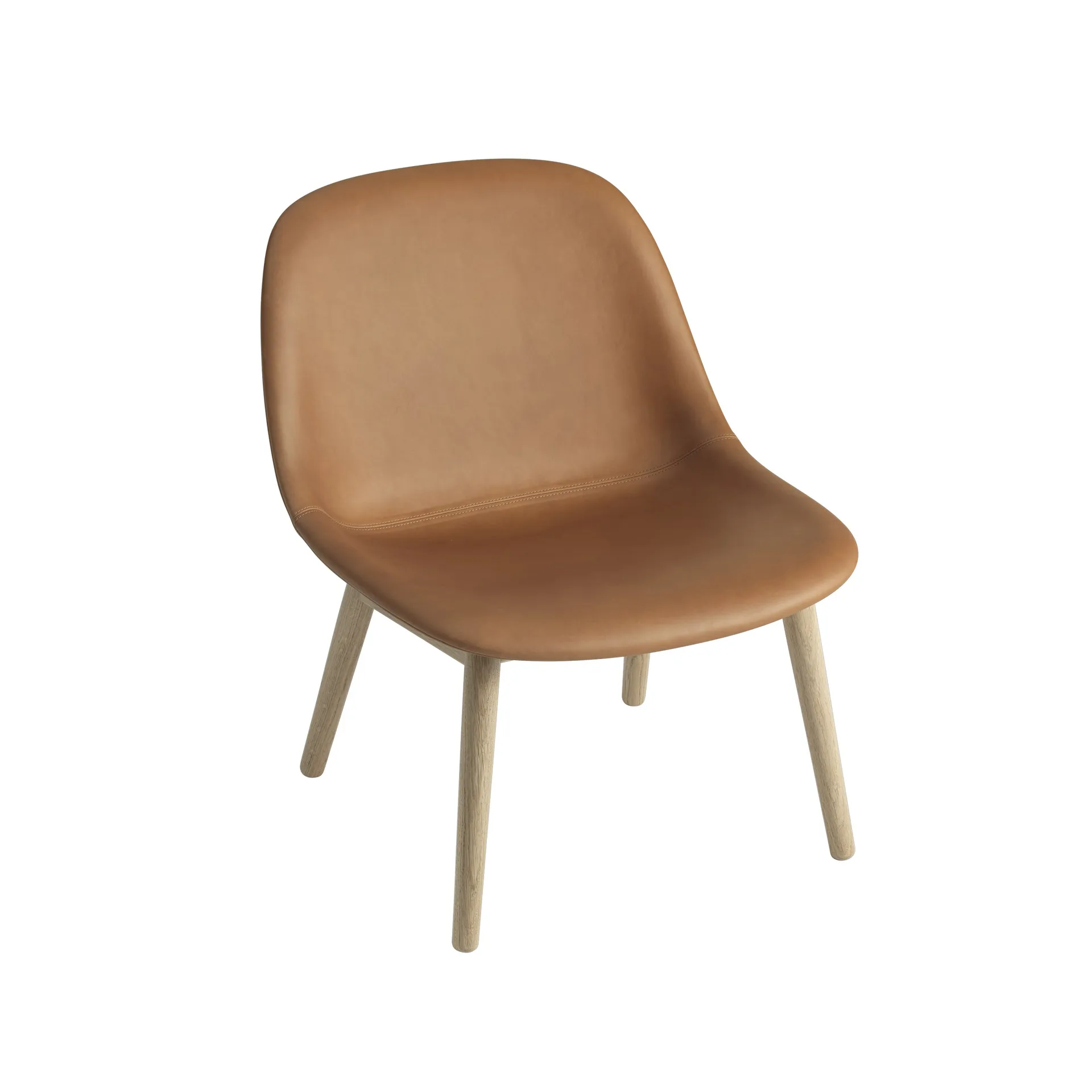 Silla Fiber Lounge con patas de roble, Refine leather cognac Muuto
