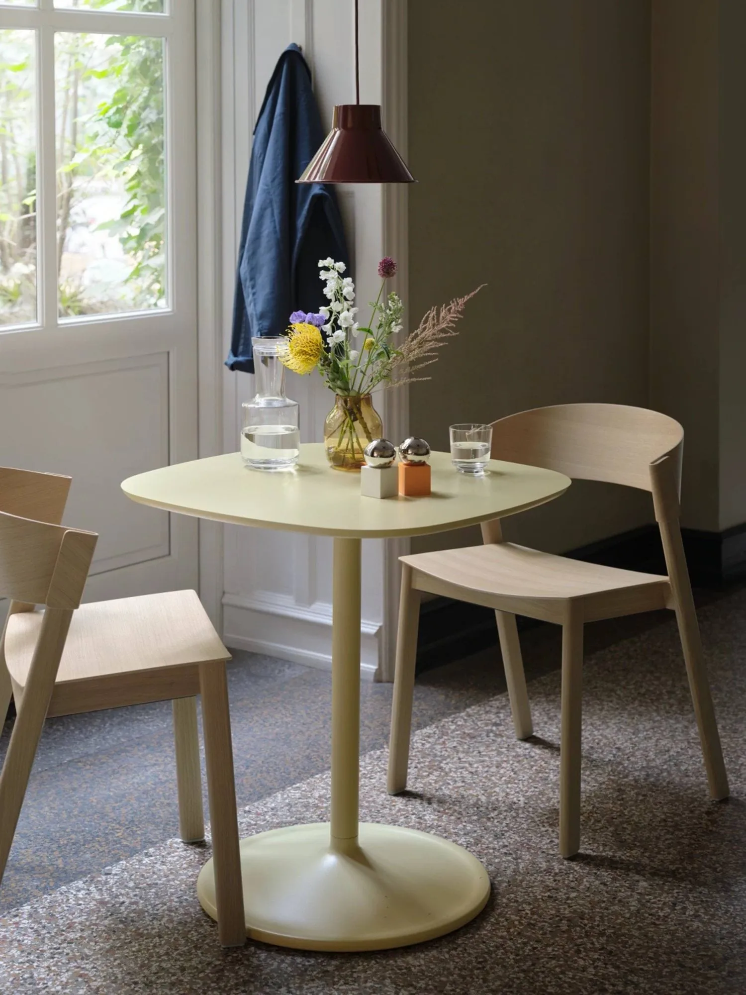 Silla lateral Cover, Roble Muuto