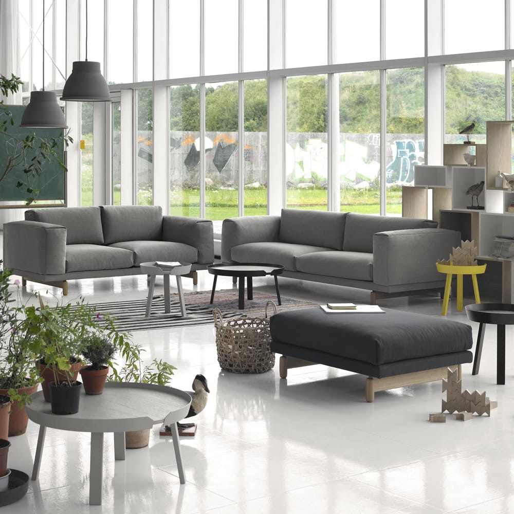 Sofá Rest, 3 plazas tela vancouver 14 light grey, patas de roble Muuto