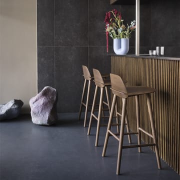 Taburete de bar Nerd 65 cm - Stained dark brown - Muuto