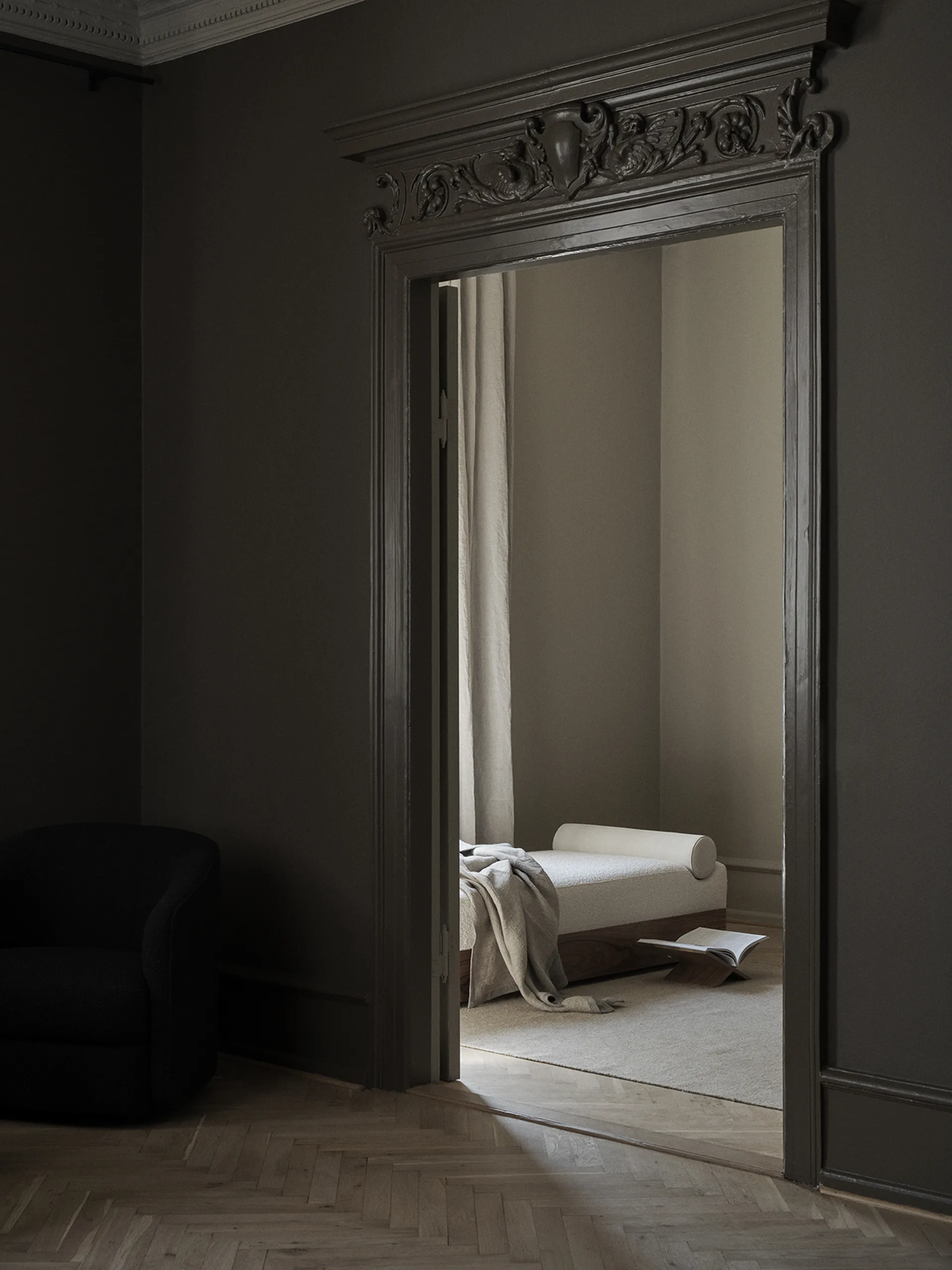 Diván Mass 200x75x51 cm, Karakorum ivory 001-walnut New Works