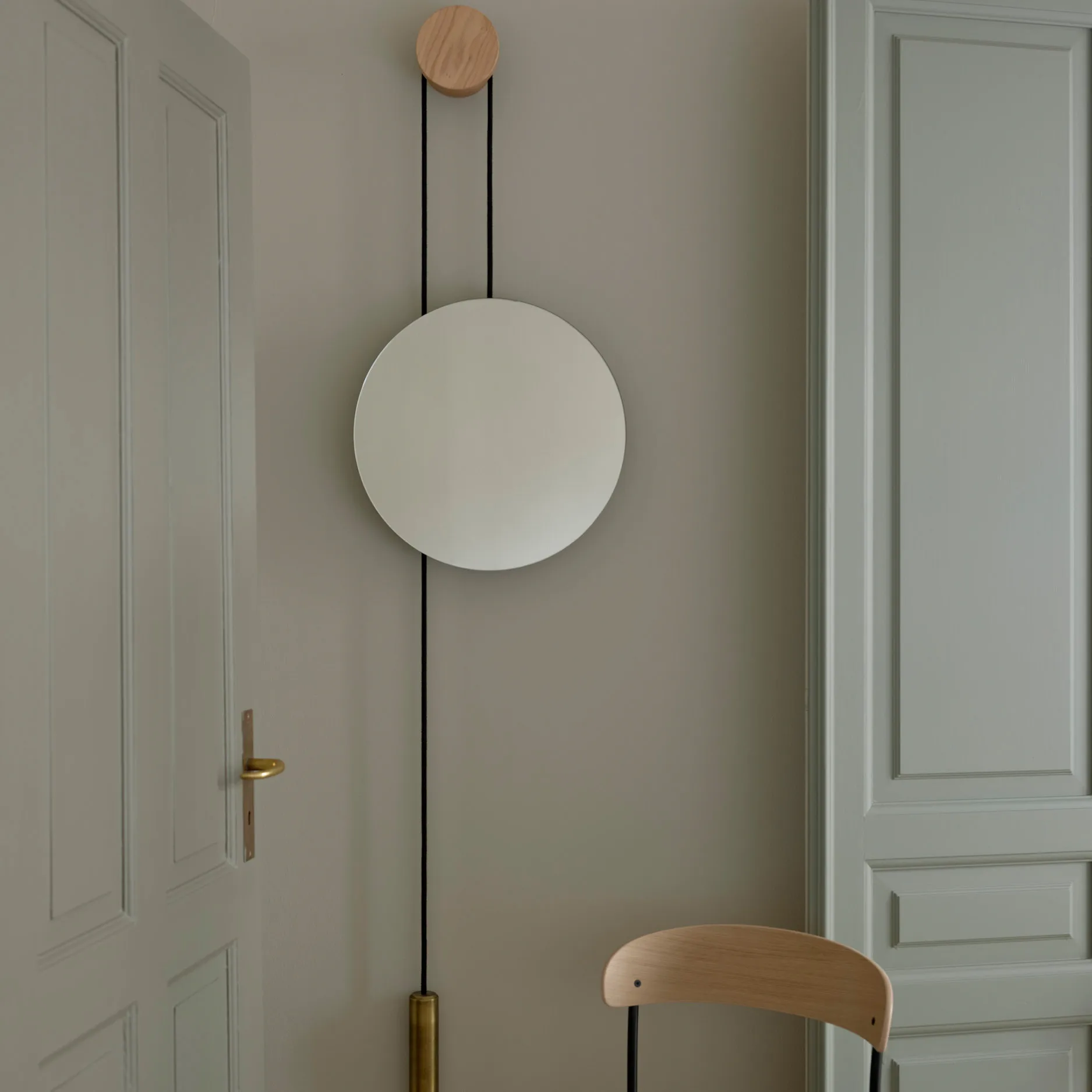 Espejo Rise and Shine, Natural oak-brass weight New Works