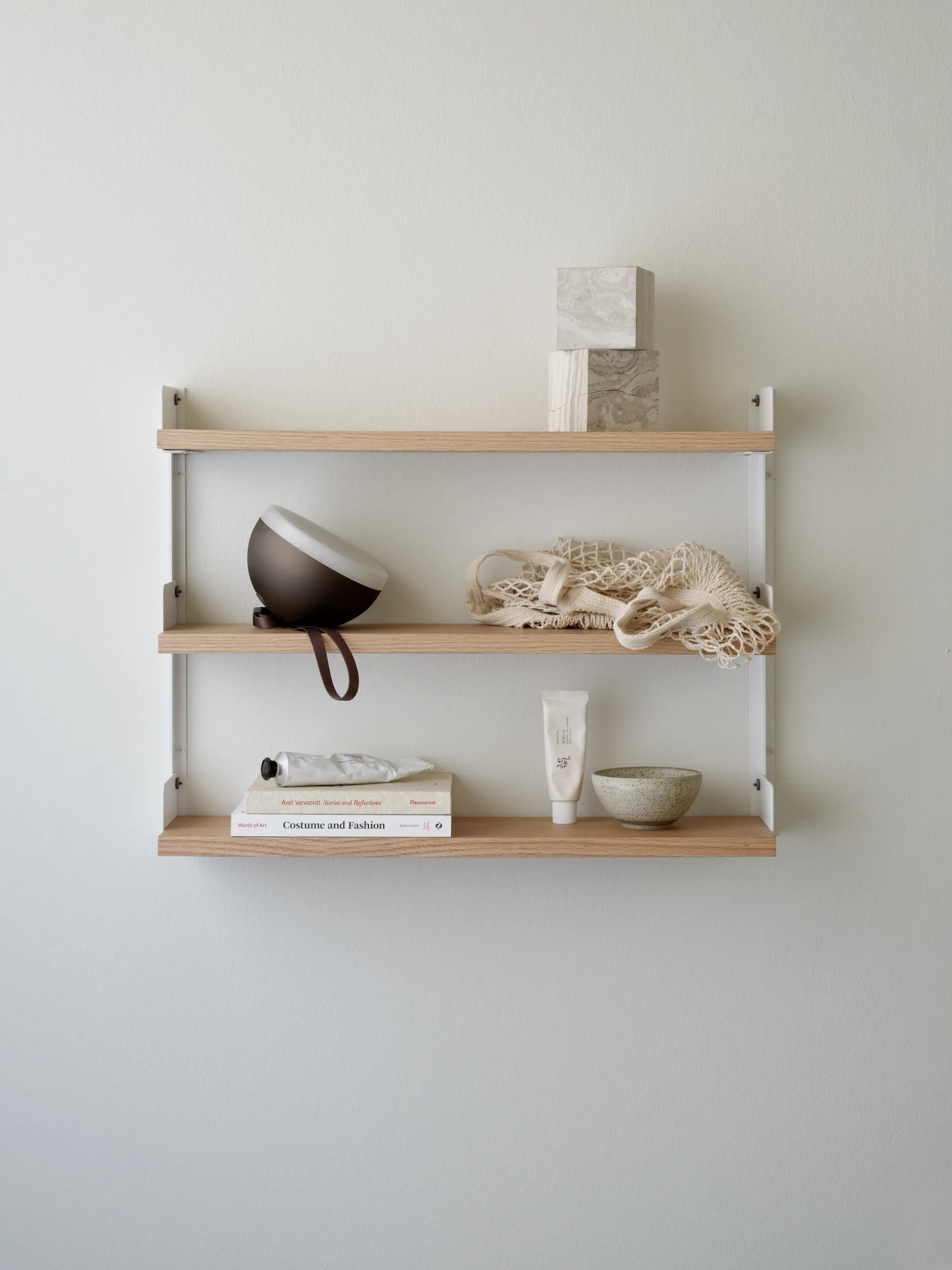 Estantería de pared New Works Tea Shelf 46x62,5 cm, Roble New Works