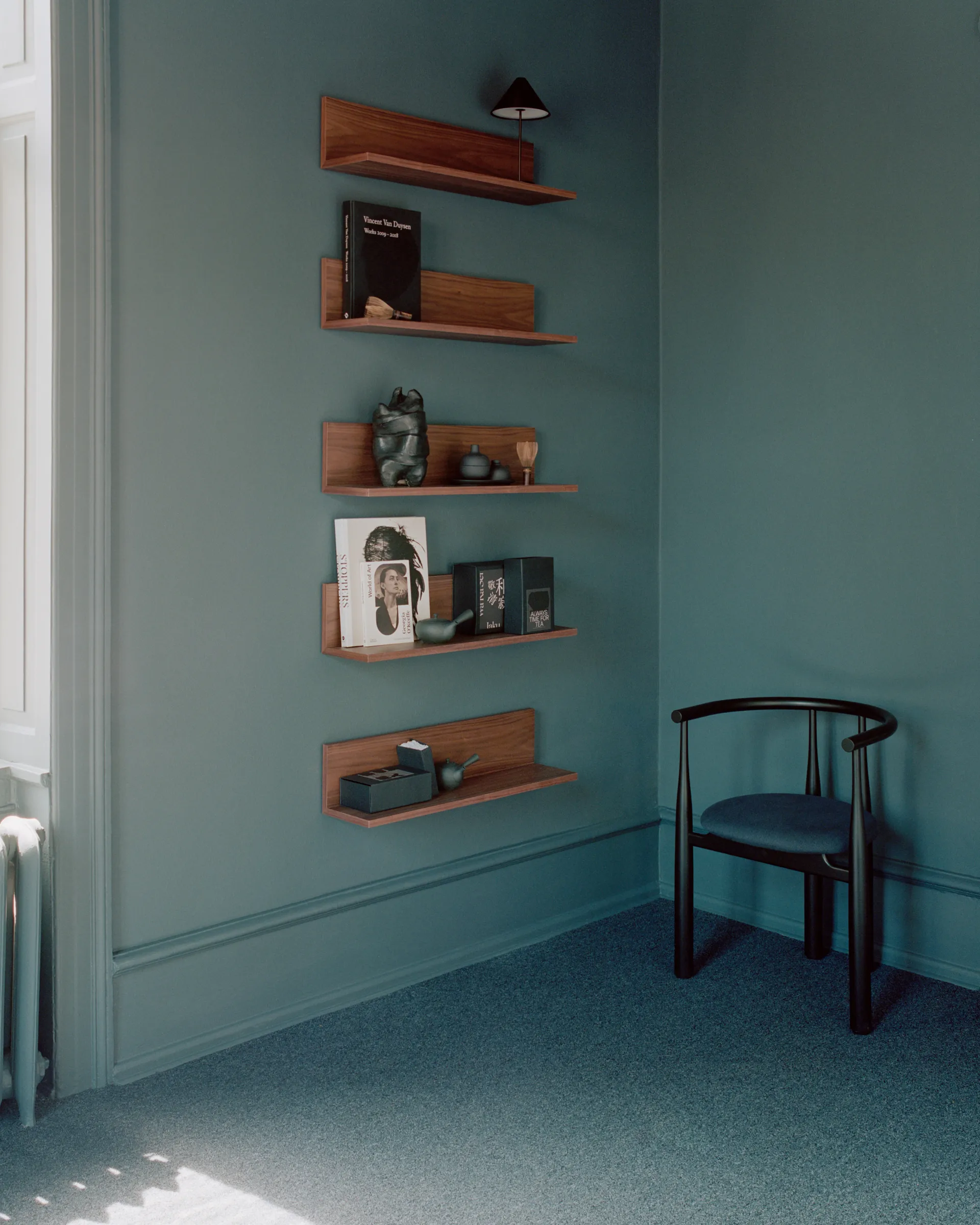 Estantería de pared Tana 75 cm, Nogal New Works