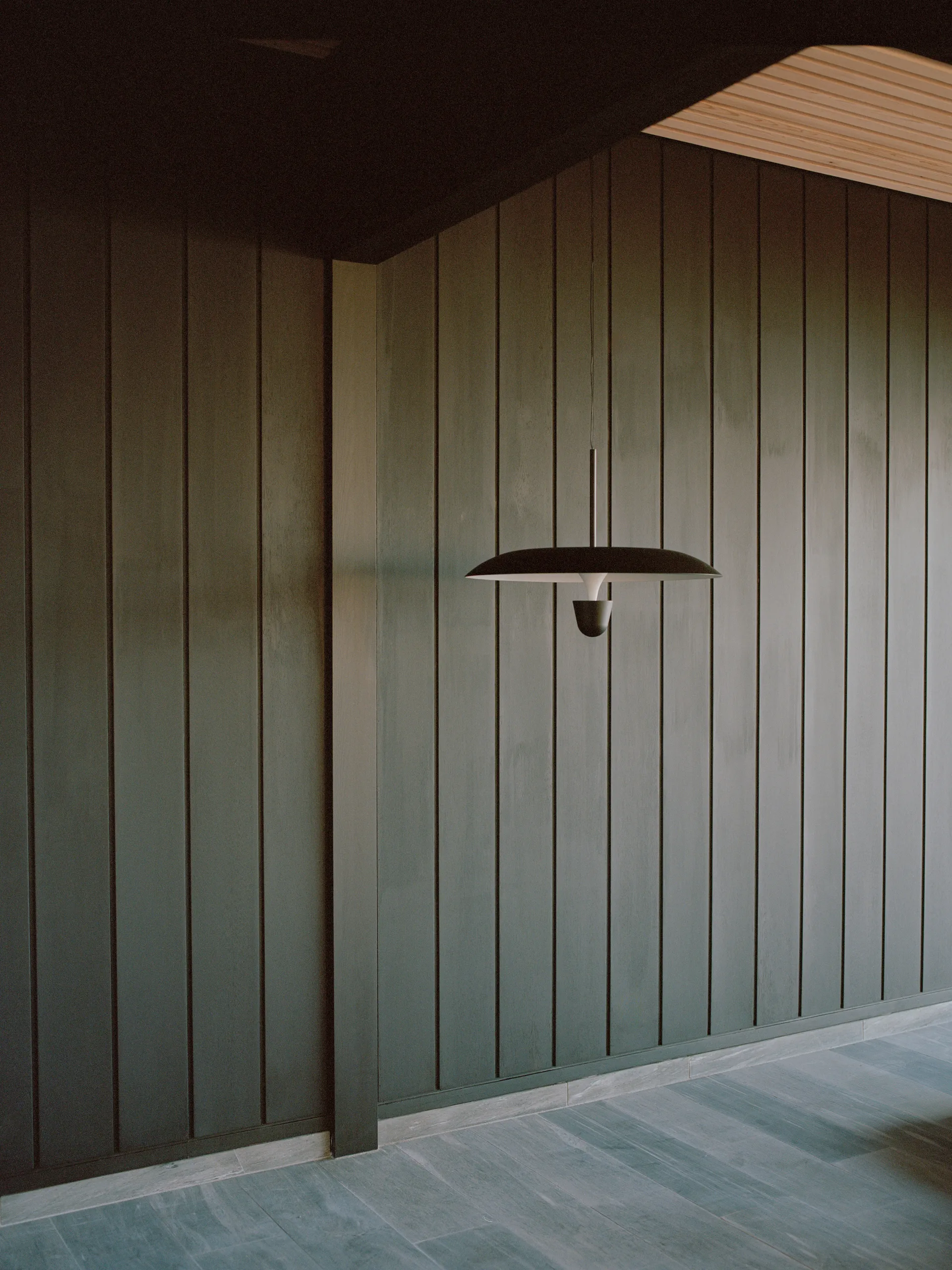 Lámpara colgante Kantarell Ø55 cm, Negro New Works