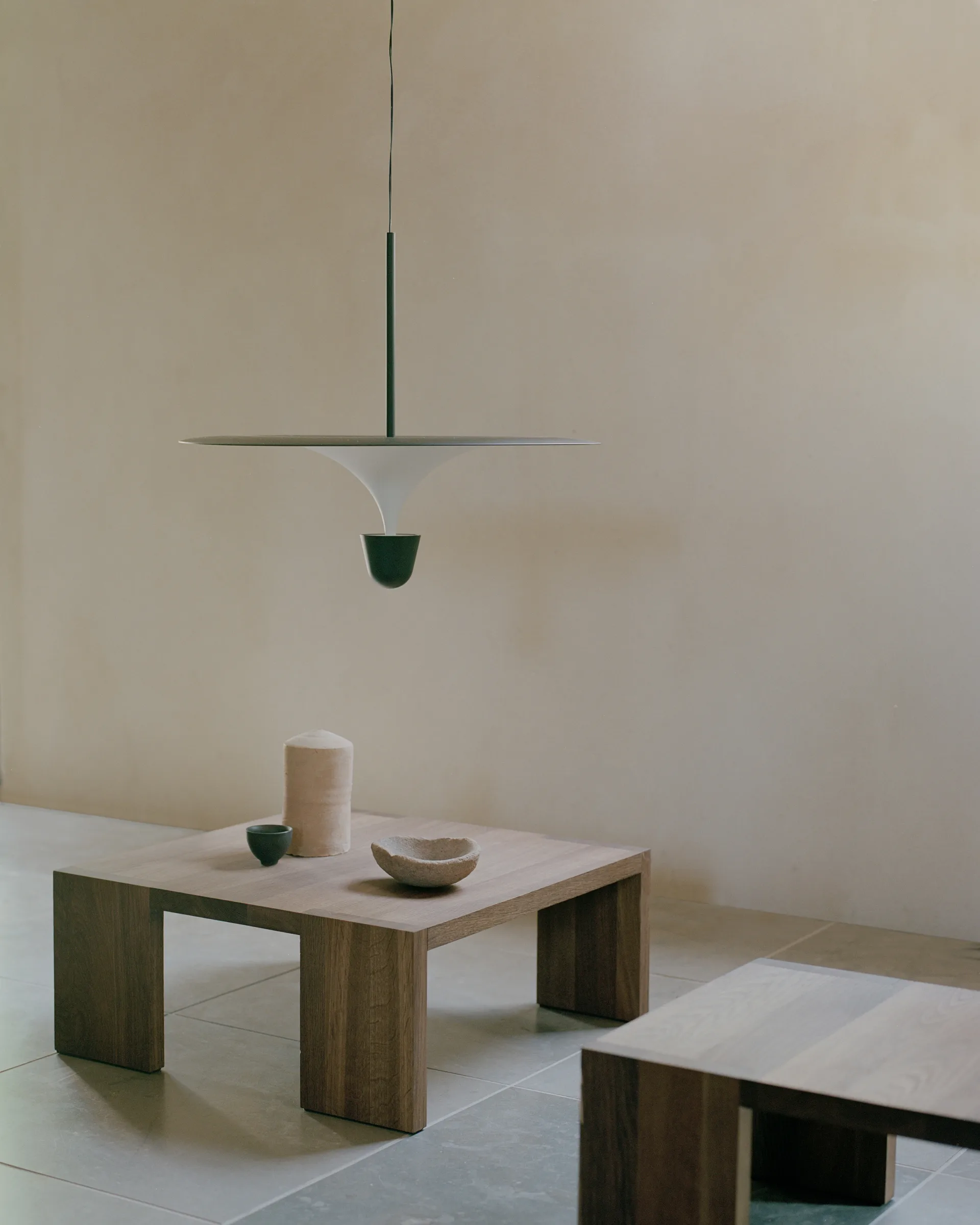 Lámpara colgante Kantarell Ø60 cm, Black New Works