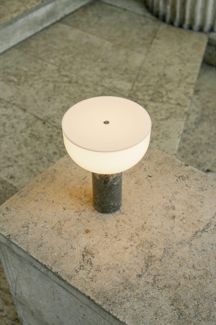 Lámpara de mesa portátil Kizu - Gris du marais - New Works