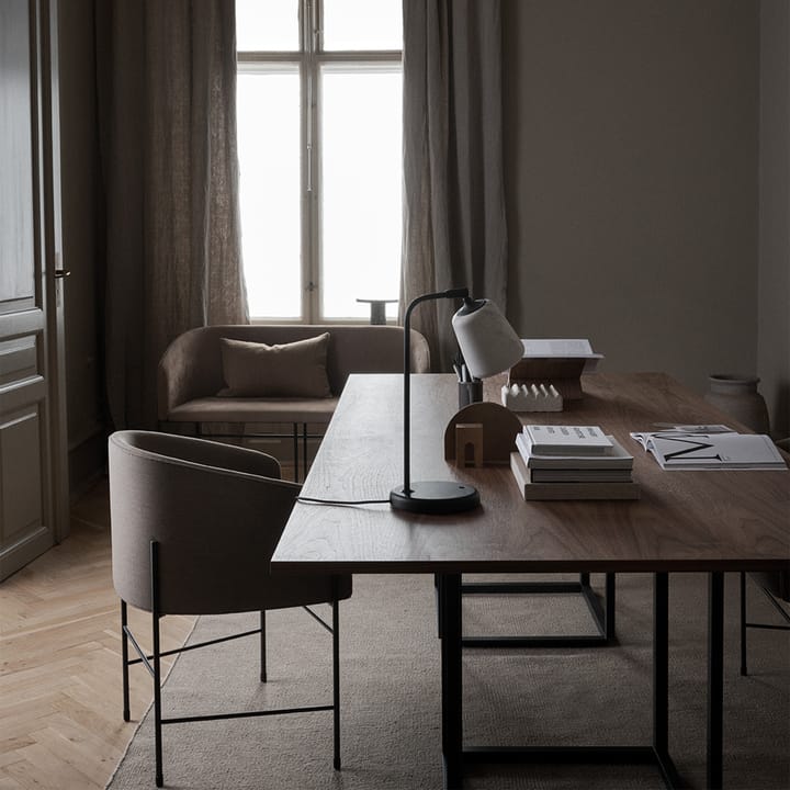 Mesa de comedor Florence rectangular , roble ahumado, soporte negro New Works