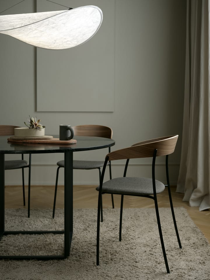 Silla con reposabrazos Missing, Nogal-Molly 2 170 New Works