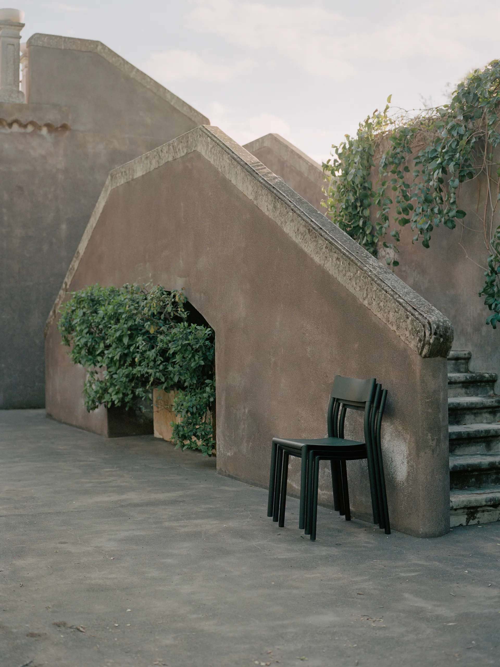 Silla May Chair Outdoor, Dark Green New Works