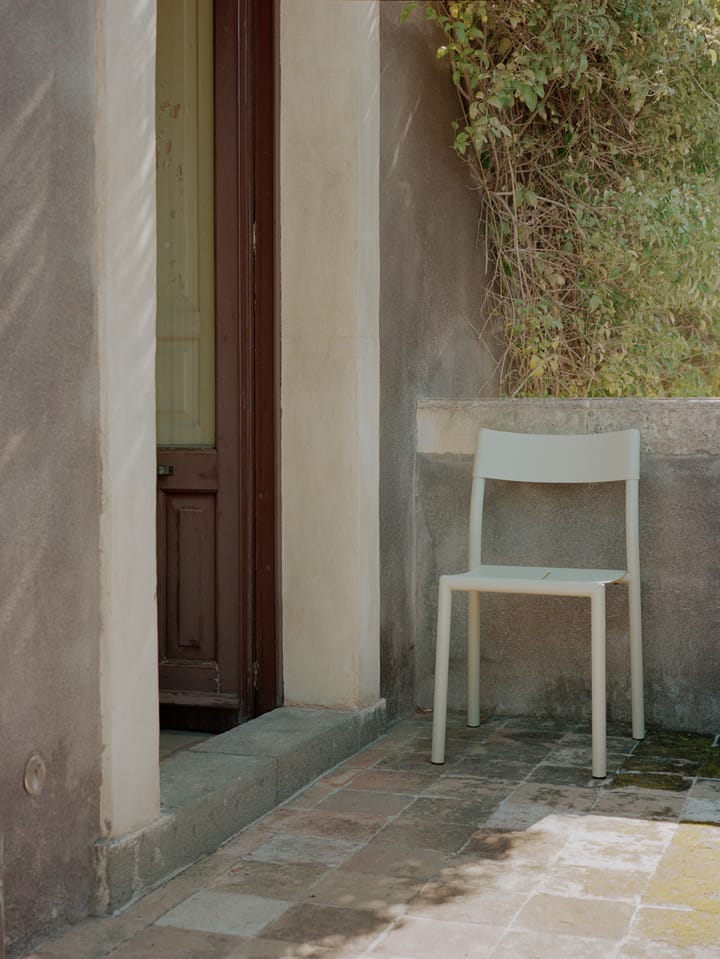 Silla May Chair Outdoor, Light Grey New Works