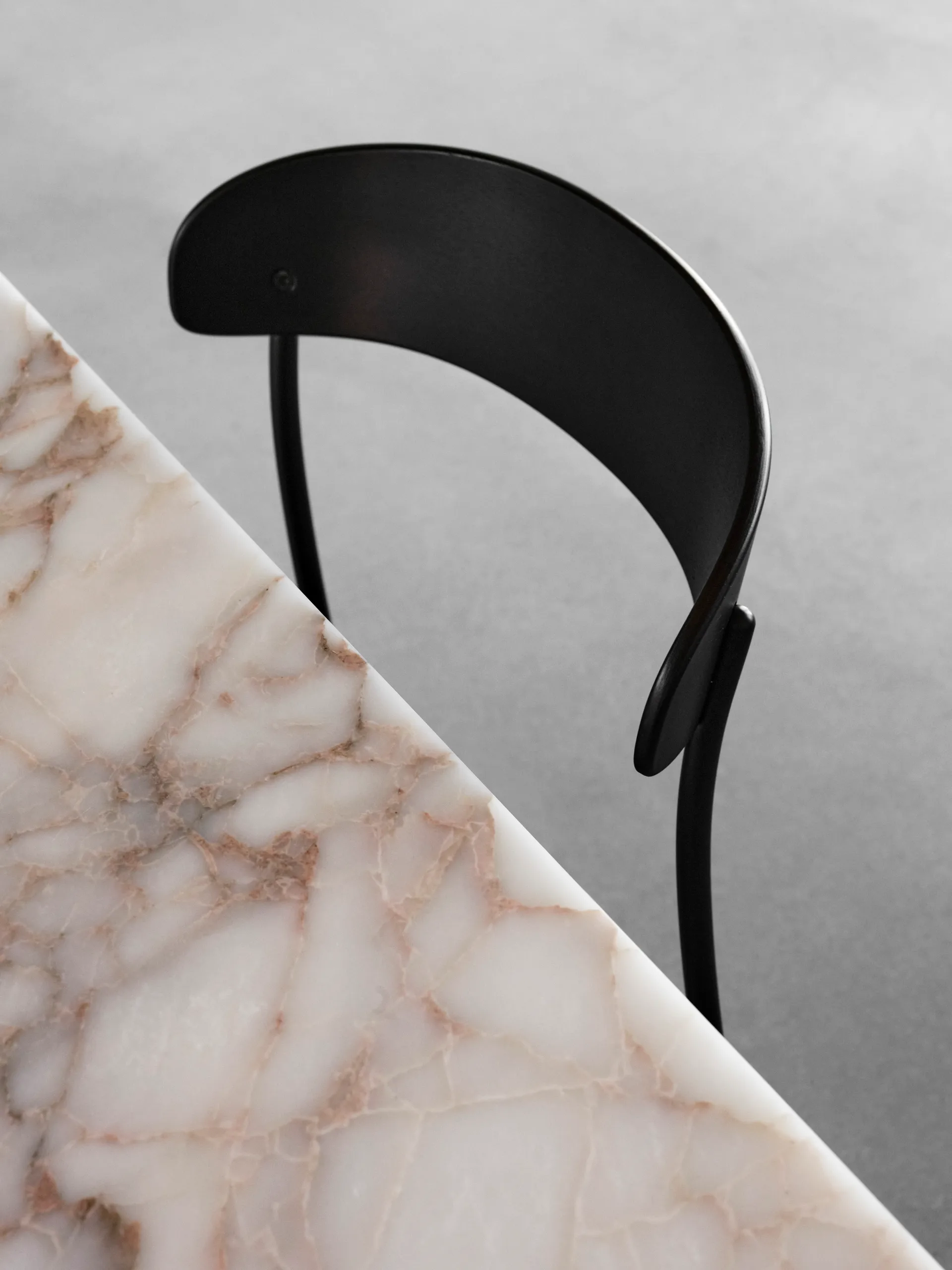 Silla Missing, Fresno negro New Works