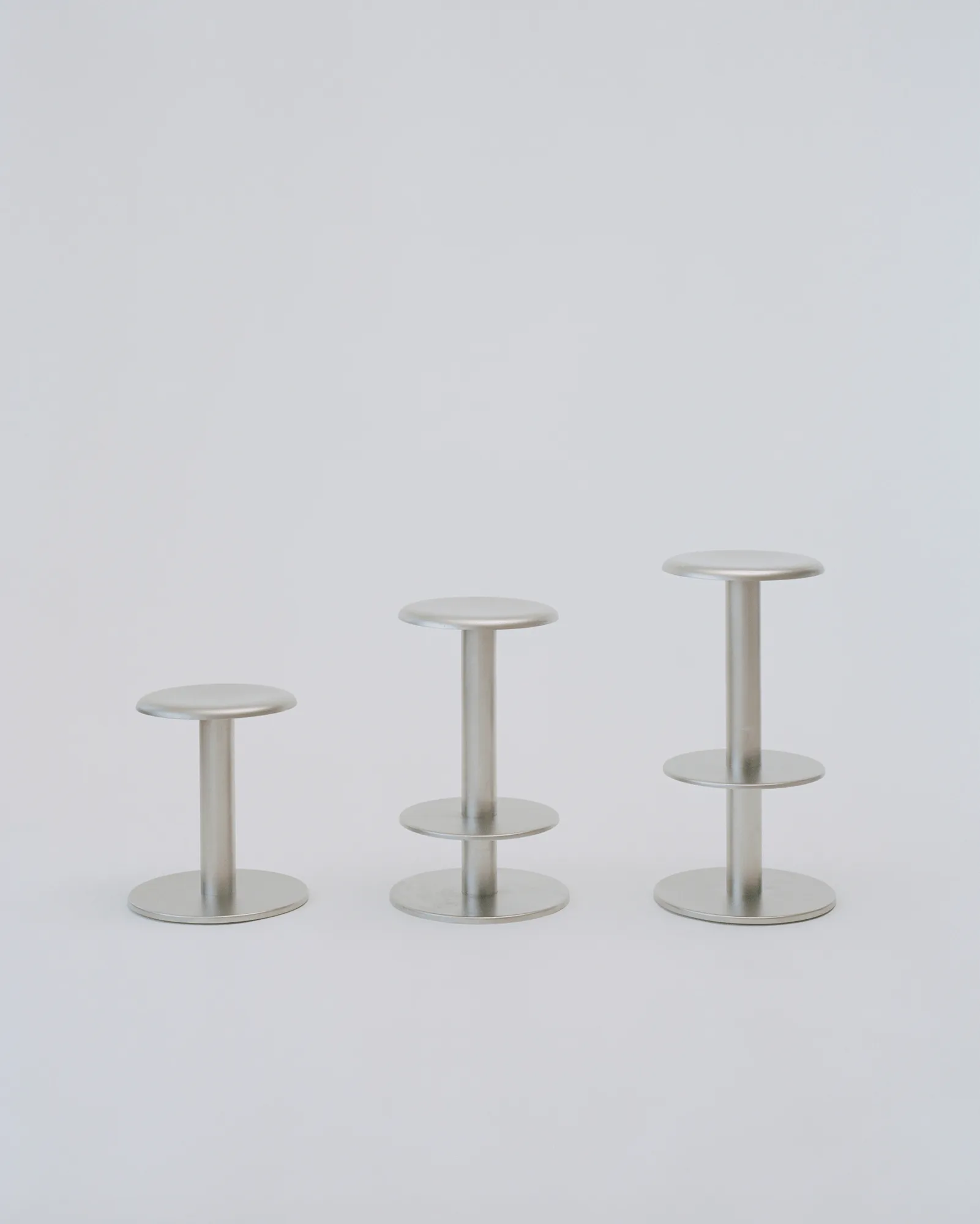 Taburete redondo Coupe, Acero inoxidable, Ø40x46 cm New Works